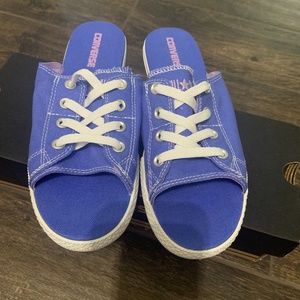 Converse Slip On Sneakers - Womens 10